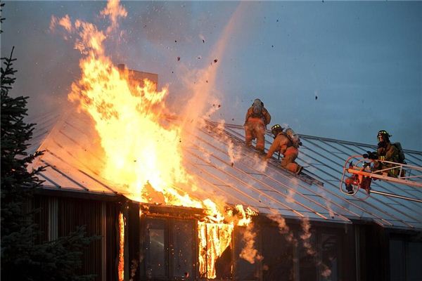 梦见自己住的房子着火了