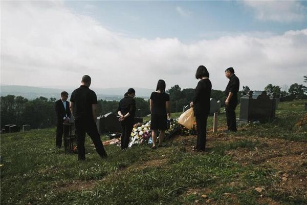 梦见祭拜死人