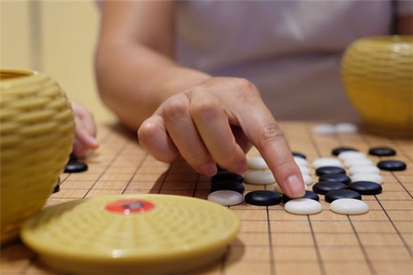 梦见自己跟别人下棋