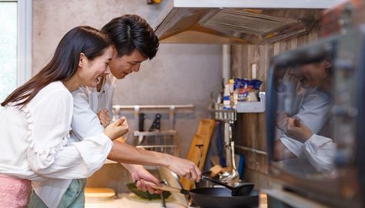 梦见老公跟女下属暧昧